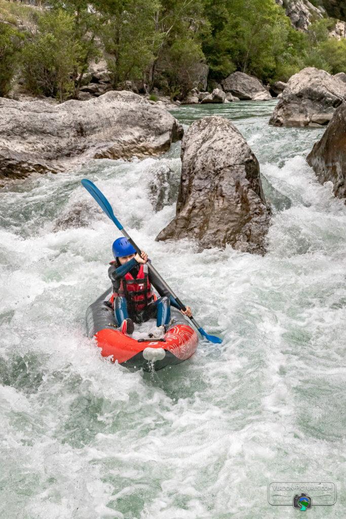 Passage de la porte saint jean en kayak